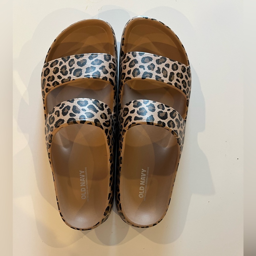 Old Navy Leopard Slide Sandals